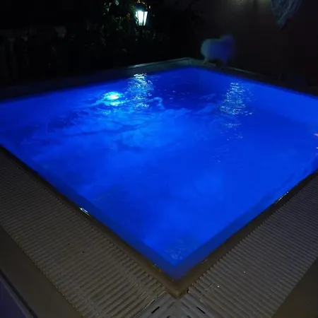 Отель Aurora 3*