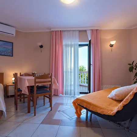 Aurora Hotel 3*
