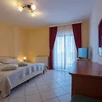 Aurora 3*