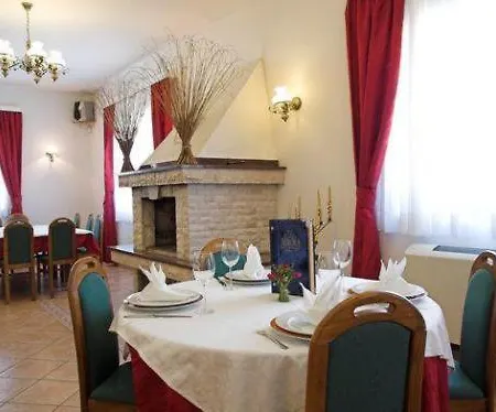 Hotel Aurora