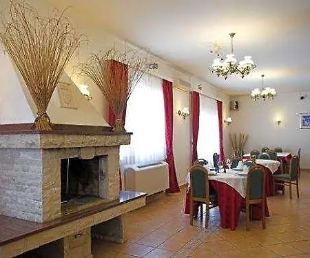 Aurora Ξενοδοχείο 3*