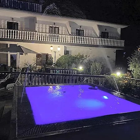 Aurora Hotel 3*