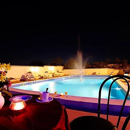 Hotel Aurora 3*