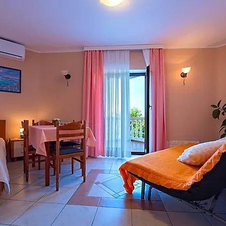 Aurora 3* Pula