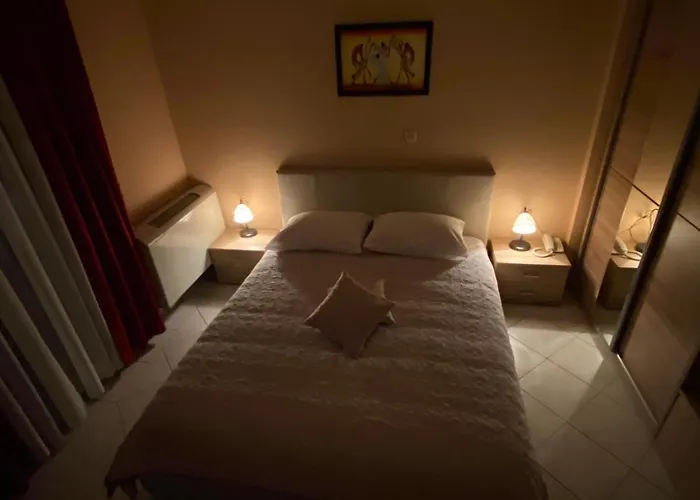 Aurora 호텔 풀라